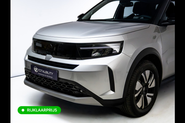 Opel Frontera 1.2 Turbo Hybrid GS 7 persoons | Stoel-, Stuur- & voorruitverwarming | Camera | Apple Carplay | Navigatie | Cruise | PDC V+A, Extra getint glas achter, derde zitrij, Nieuwe auto, tot 8 jaar garantie, 7 stuks Frontera op voorraad!