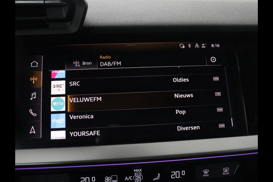 Audi A3 30 TFSI Advanced edition | Stoelverwarming | Matrix LED | Adaptive cruise | Camera | Park Assist | Elektrische stoel | Carplay | Sportstoelen | Navigatie | Virtual Cockpit | Climate control | Audi Sound