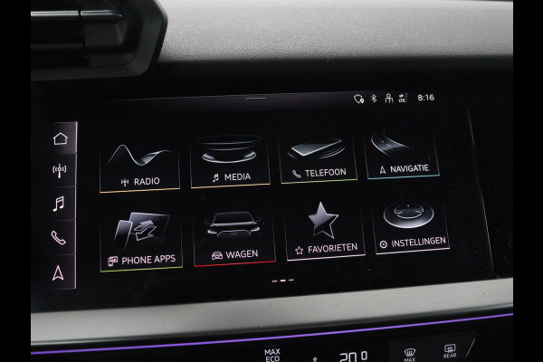 Audi A3 30 TFSI Advanced edition | Stoelverwarming | Matrix LED | Adaptive cruise | Camera | Park Assist | Elektrische stoel | Carplay | Sportstoelen | Navigatie | Virtual Cockpit | Climate control | Audi Sound