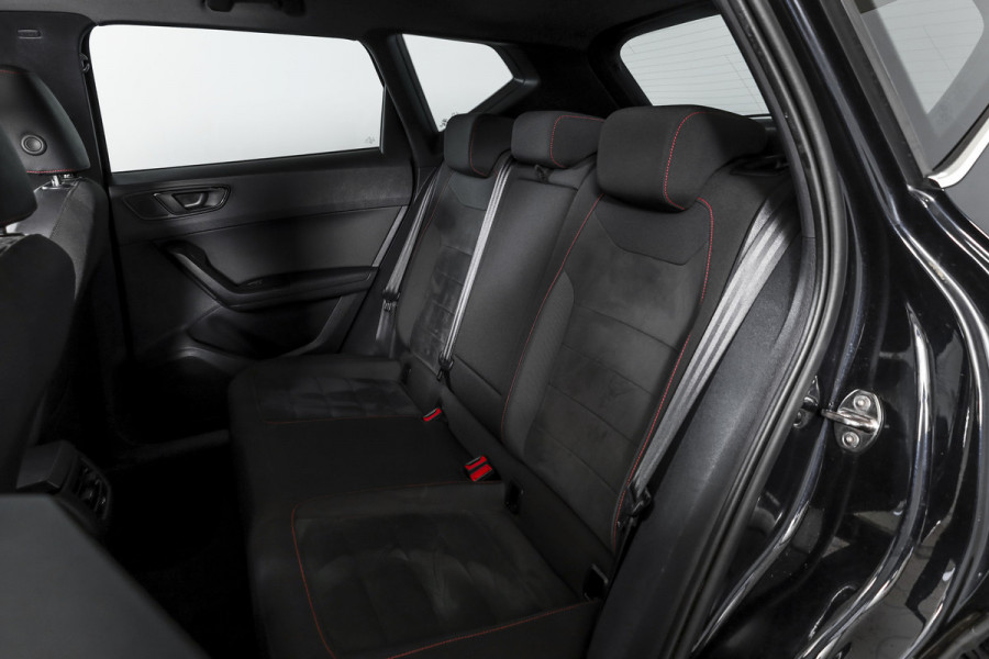 Seat Ateca 1.5 TSI 150 PK FR Business Intense - Automaat | S/K-Panodak | Beats | Dig. Cockpit | Adapt. Cruise | Stoelverw. | PDC | Camera | NAV + App. Connect | ECC | Elek. Klep | LM 18" |