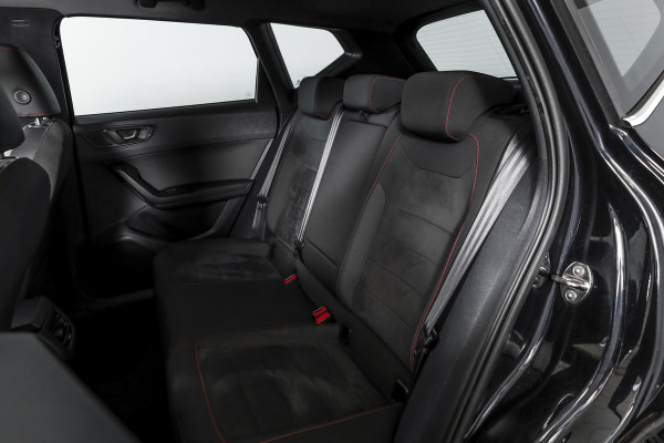 Seat Ateca 1.5 TSI 150 PK FR Business Intense - Automaat | S/K-Panodak | Beats | Dig. Cockpit | Adapt. Cruise | Stoelverw. | PDC | Camera | NAV + App. Connect | ECC | Elek. Klep | LM 18" |