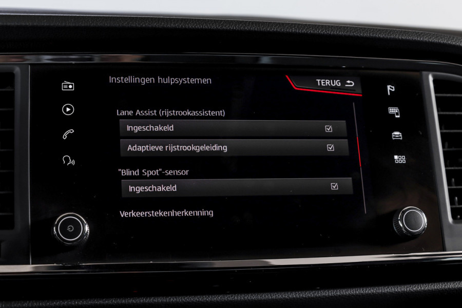 Seat Ateca 1.5 TSI 150 PK FR Business Intense - Automaat | S/K-Panodak | Beats | Dig. Cockpit | Adapt. Cruise | Stoelverw. | PDC | Camera | NAV + App. Connect | ECC | Elek. Klep | LM 18" |