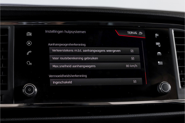 Seat Ateca 1.5 TSI 150 PK FR Business Intense - Automaat | S/K-Panodak | Beats | Dig. Cockpit | Adapt. Cruise | Stoelverw. | PDC | Camera | NAV + App. Connect | ECC | Elek. Klep | LM 18" |