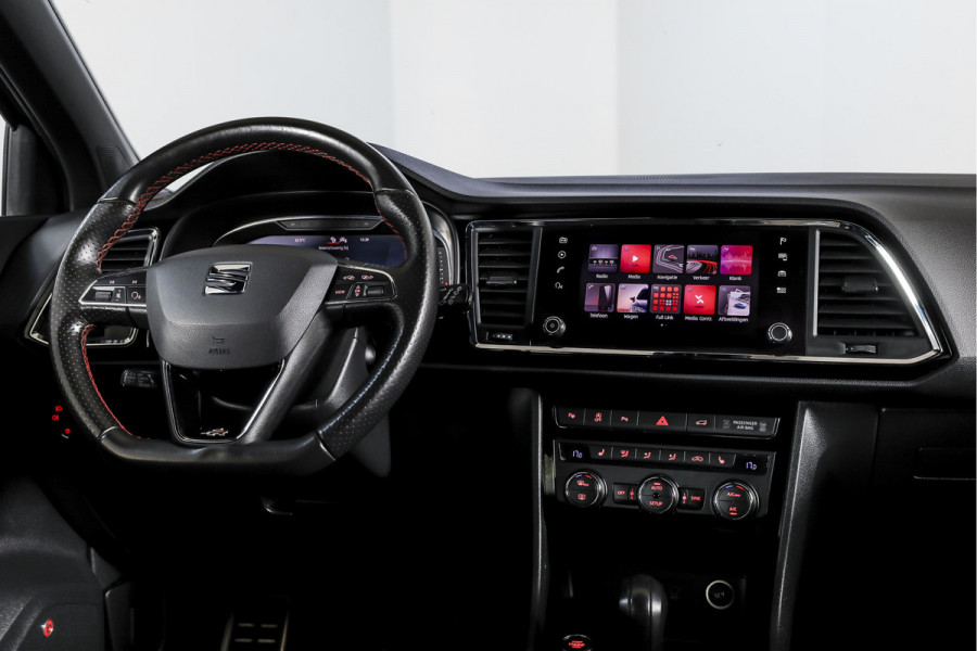Seat Ateca 1.5 TSI 150 PK FR Business Intense - Automaat | S/K-Panodak | Beats | Dig. Cockpit | Adapt. Cruise | Stoelverw. | PDC | Camera | NAV + App. Connect | ECC | Elek. Klep | LM 18" |