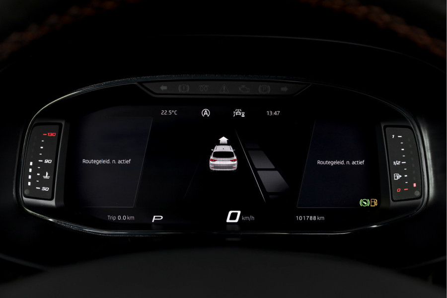 Seat Ateca 1.5 TSI 150 PK FR Business Intense - Automaat | S/K-Panodak | Beats | Dig. Cockpit | Adapt. Cruise | Stoelverw. | PDC | Camera | NAV + App. Connect | ECC | Elek. Klep | LM 18" |