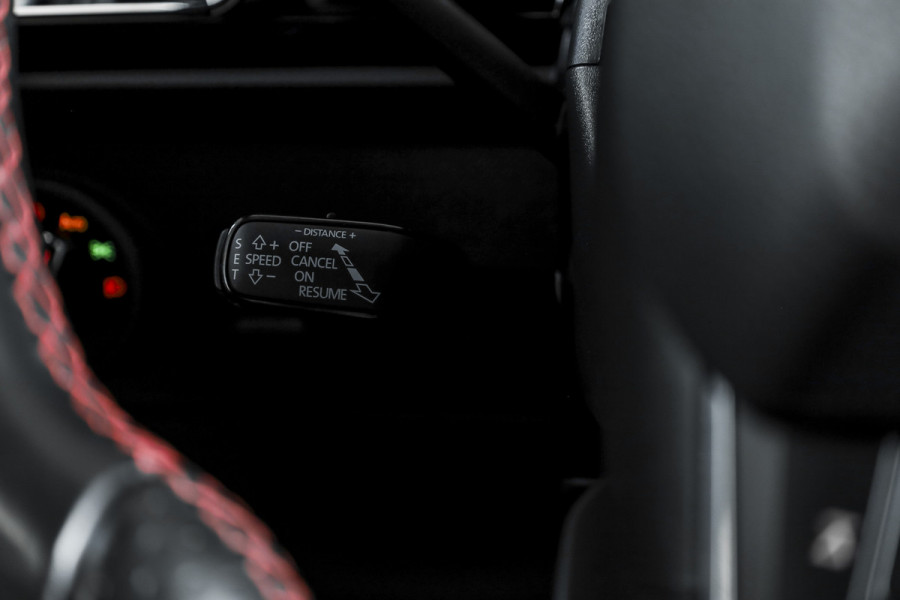 Seat Ateca 1.5 TSI 150 PK FR Business Intense - Automaat | S/K-Panodak | Beats | Dig. Cockpit | Adapt. Cruise | Stoelverw. | PDC | Camera | NAV + App. Connect | ECC | Elek. Klep | LM 18" |