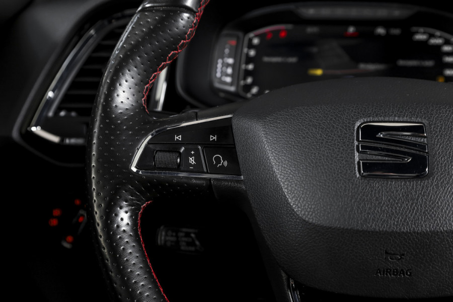 Seat Ateca 1.5 TSI 150 PK FR Business Intense - Automaat | S/K-Panodak | Beats | Dig. Cockpit | Adapt. Cruise | Stoelverw. | PDC | Camera | NAV + App. Connect | ECC | Elek. Klep | LM 18" |