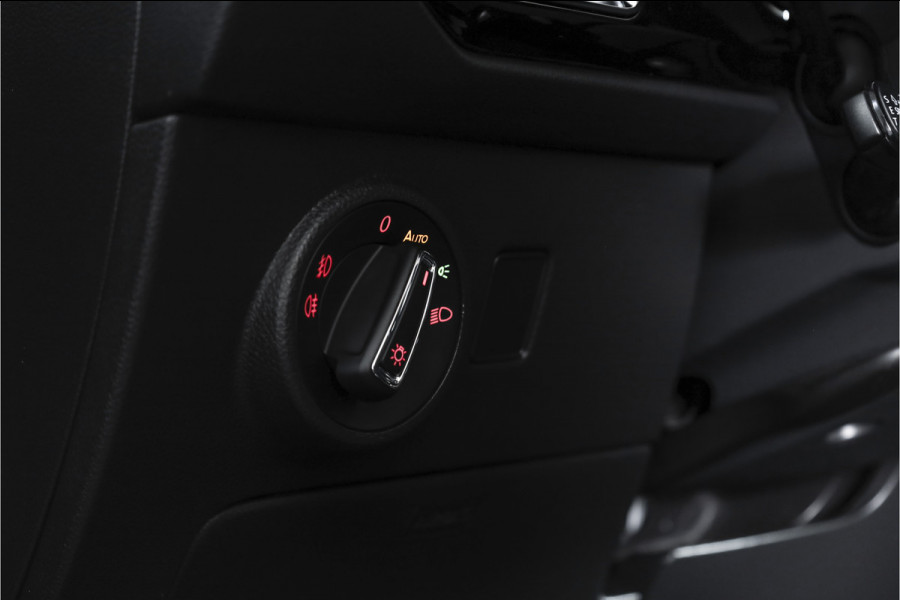 Seat Ateca 1.5 TSI 150 PK FR Business Intense - Automaat | S/K-Panodak | Beats | Dig. Cockpit | Adapt. Cruise | Stoelverw. | PDC | Camera | NAV + App. Connect | ECC | Elek. Klep | LM 18" |