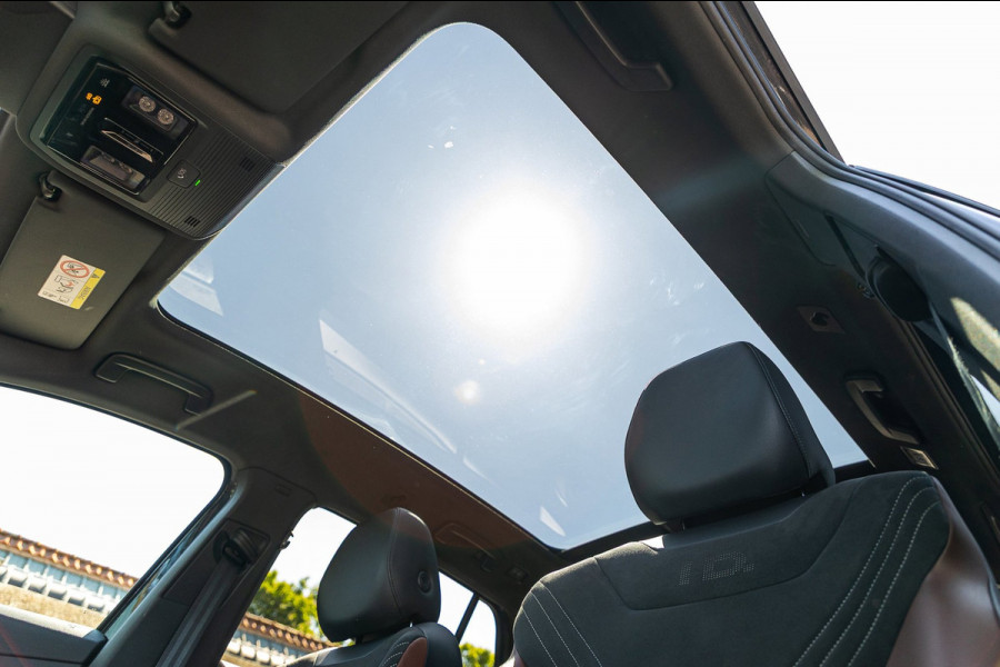 Volkswagen ID.4 Pro 77 kWh SOH 90% I Adaptive Cruise I Panoramadak I 20" I Camera I Zeer fraai interieur I Rook en geurvrij I BTW