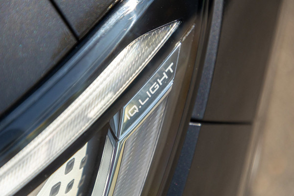 Volkswagen ID.4 Pro 77 kWh SOH 90% I Adaptive Cruise I Panoramadak I 20" I Camera I Zeer fraai interieur I Rook en geurvrij I BTW