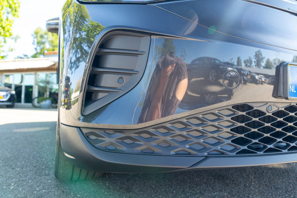 Volkswagen ID.4 Pro 77 kWh SOH 90% I Adaptive Cruise I Panoramadak I 20" I Camera I Zeer fraai interieur I Rook en geurvrij I BTW