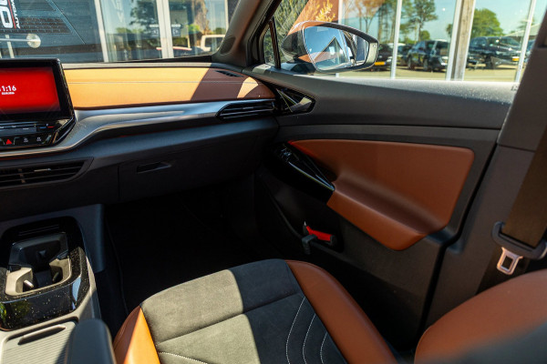 Volkswagen ID.4 Pro 77 kWh SOH 90% I Adaptive Cruise I Panoramadak I 20" I Camera I Zeer fraai interieur I Rook en geurvrij I BTW