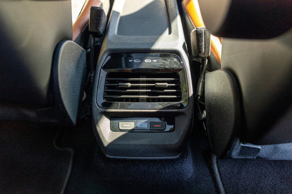 Volkswagen ID.4 Pro 77 kWh SOH 90% I Adaptive Cruise I Panoramadak I 20" I Camera I Zeer fraai interieur I Rook en geurvrij I BTW