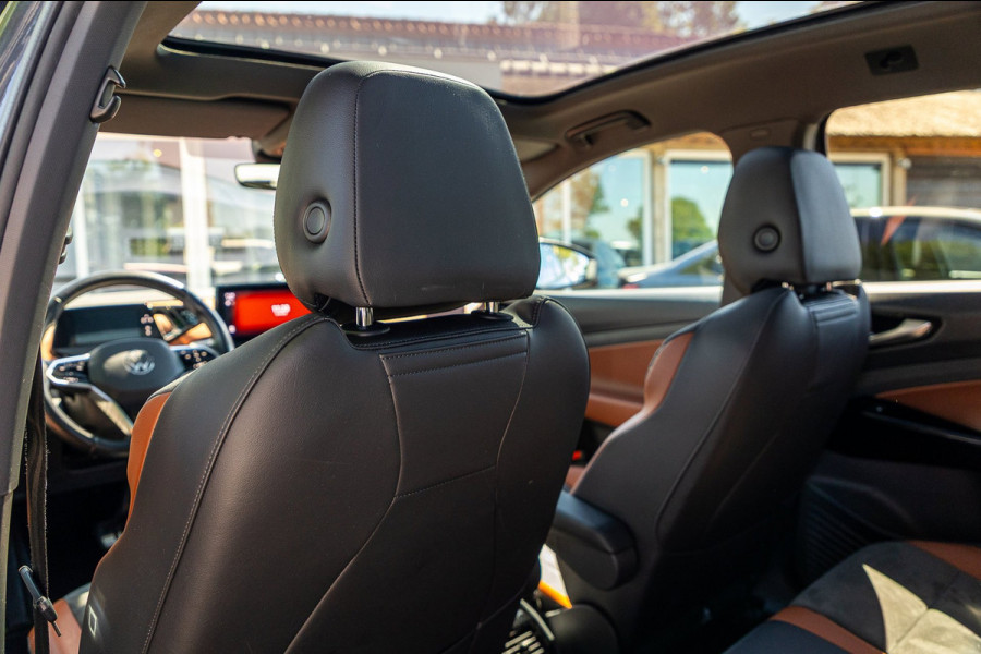 Volkswagen ID.4 Pro 77 kWh SOH 90% I Adaptive Cruise I Panoramadak I 20" I Camera I Zeer fraai interieur I Rook en geurvrij I BTW
