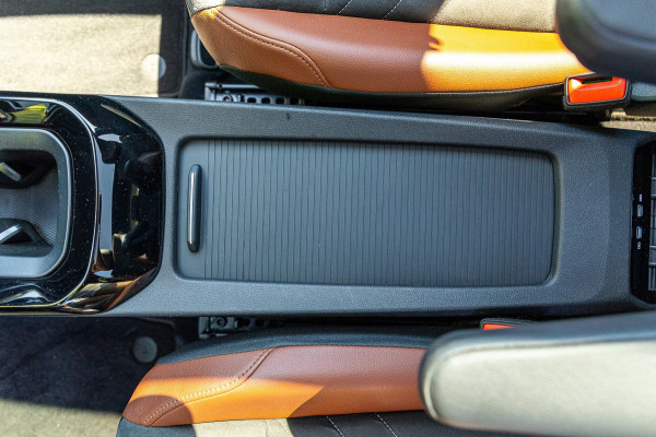 Volkswagen ID.4 Pro 77 kWh SOH 90% I Adaptive Cruise I Panoramadak I 20" I Camera I Zeer fraai interieur I Rook en geurvrij I BTW