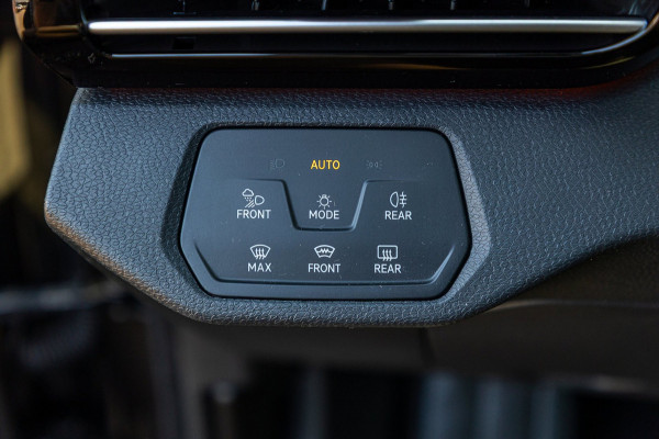 Volkswagen ID.4 Pro 77 kWh SOH 90% I Adaptive Cruise I Panoramadak I 20" I Camera I Zeer fraai interieur I Rook en geurvrij I BTW