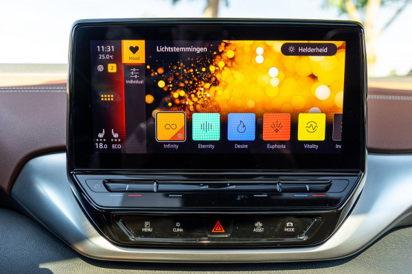Volkswagen ID.4 Pro 77 kWh SOH 90% I Adaptive Cruise I Panoramadak I 20" I Camera I Zeer fraai interieur I Rook en geurvrij I BTW