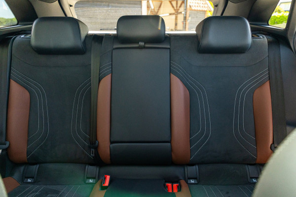Volkswagen ID.4 Pro 77 kWh SOH 90% I Adaptive Cruise I Panoramadak I 20" I Camera I Zeer fraai interieur I Rook en geurvrij I BTW
