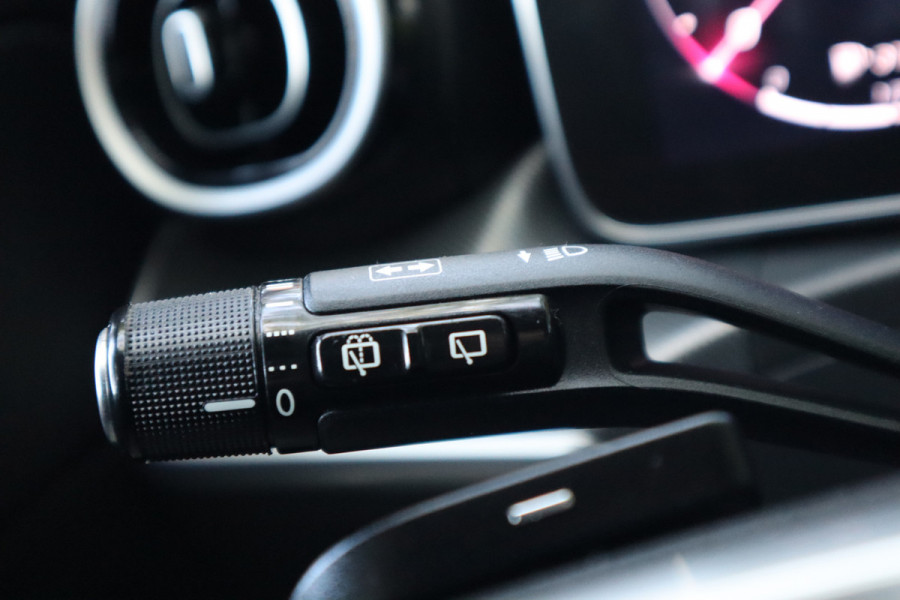 Mercedes-Benz C-Klasse Estate 300 e Luxury Line | Trekhaak | Sfeerverlichting | Carplay |