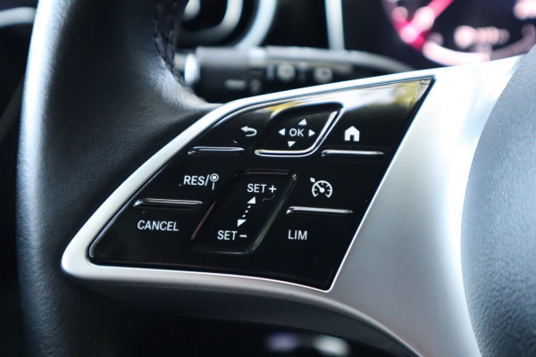Mercedes-Benz C-Klasse Estate 300 e Luxury Line | Trekhaak | Sfeerverlichting | Carplay |