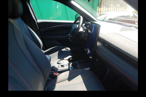 Ford Mustang Mach-E Premium AWD 75 kWh 315pk | Panoramadak | 19 inch Lichtmetaal