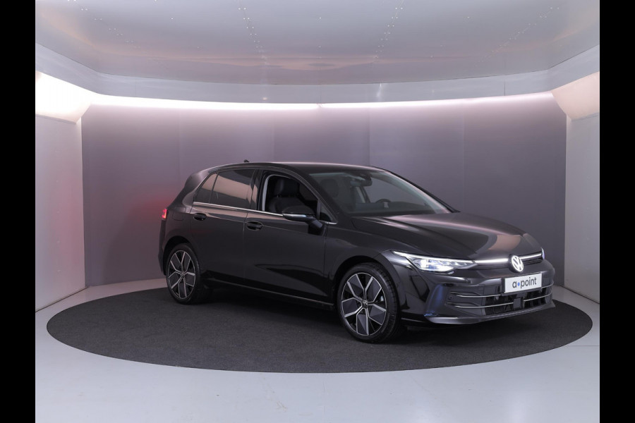 Volkswagen Golf 1.5 eHybrid Style Edition 204 pk Automaat (DSG) | Verlengde garantie | Navigatie via App | Parkeersensoren (Park assist) | Achteruitrijcamera | Stoelverwarming |