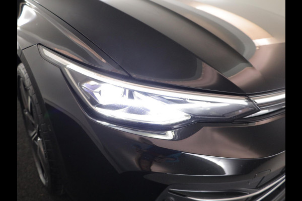 Volkswagen Golf 1.5 eHybrid Style Edition 204 pk Automaat (DSG) | Verlengde garantie | Navigatie via App | Parkeersensoren (Park assist) | Achteruitrijcamera | Stoelverwarming |