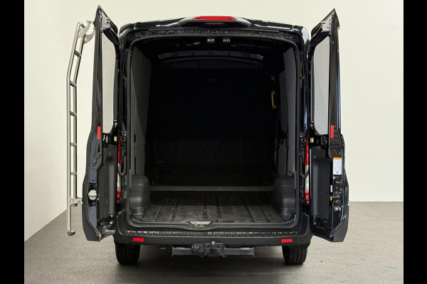 Ford Transit 310 2.0 TDCI L2H2 130PK Trend Automaat Navigatie Trekhaak 360° Camera Airco Cruise DAB+
