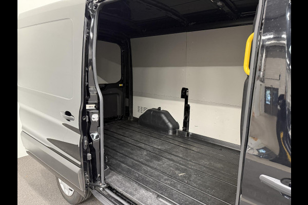 Ford Transit 310 2.0 TDCI L2H2 130PK Trend Automaat Navigatie Trekhaak 360° Camera Airco Cruise DAB+