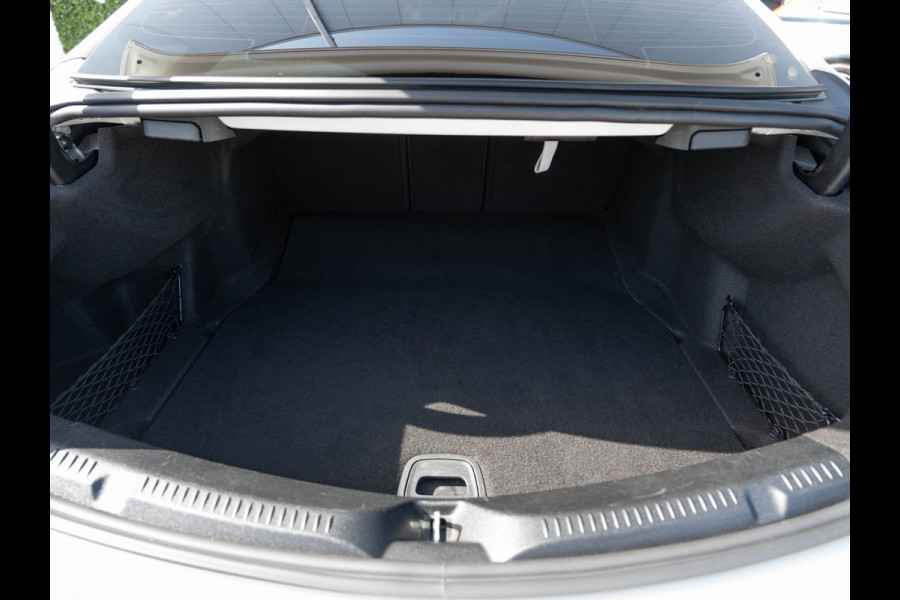 Mercedes-Benz E-Klasse Coupé 300 Editon 1 | Pano| Burmester | Designo | ACC | 360° Camera