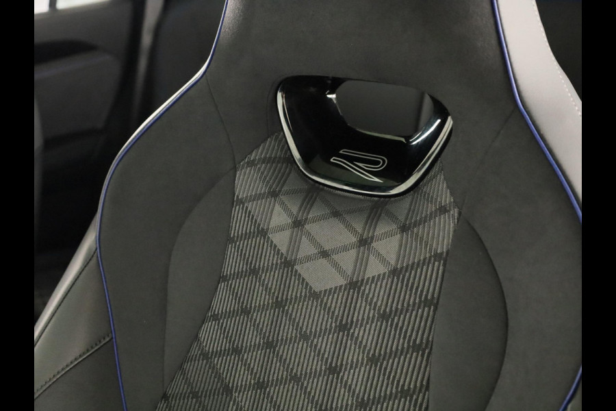 Volkswagen Tayron 1.5 eHybrid R-Line Edition 204 PK PHEV | verlengde garantie | Trekhaak | Panorama dak | Black Style | Stoel en stuur verwarming |