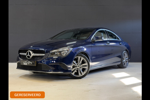Mercedes-Benz CLA-Klasse 180 Business Solution Automaat | Camera | Carplay | AMG Performance stoelen | Navi | Cruise