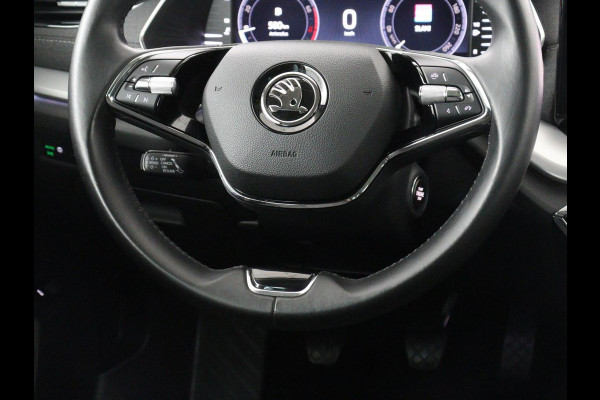 Škoda Octavia 1.5 TSI First Edition | Trekhaak | Stoelverwarming | Adaptive cruise | Carplay | Navigatie | Matrix LED | Keyless | Virtual Cockpit | Sfeerverlichting | Climate control | DAB | Parkeerhulp