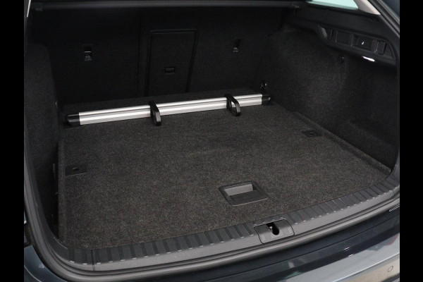 Škoda Octavia 1.5 TSI First Edition | Trekhaak | Stoelverwarming | Adaptive cruise | Carplay | Navigatie | Matrix LED | Keyless | Virtual Cockpit | Sfeerverlichting | Climate control | DAB | Parkeerhulp