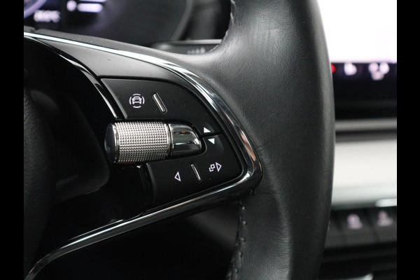 Škoda Octavia 1.5 TSI First Edition | Trekhaak | Stoelverwarming | Adaptive cruise | Carplay | Navigatie | Matrix LED | Keyless | Virtual Cockpit | Sfeerverlichting | Climate control | DAB | Parkeerhulp