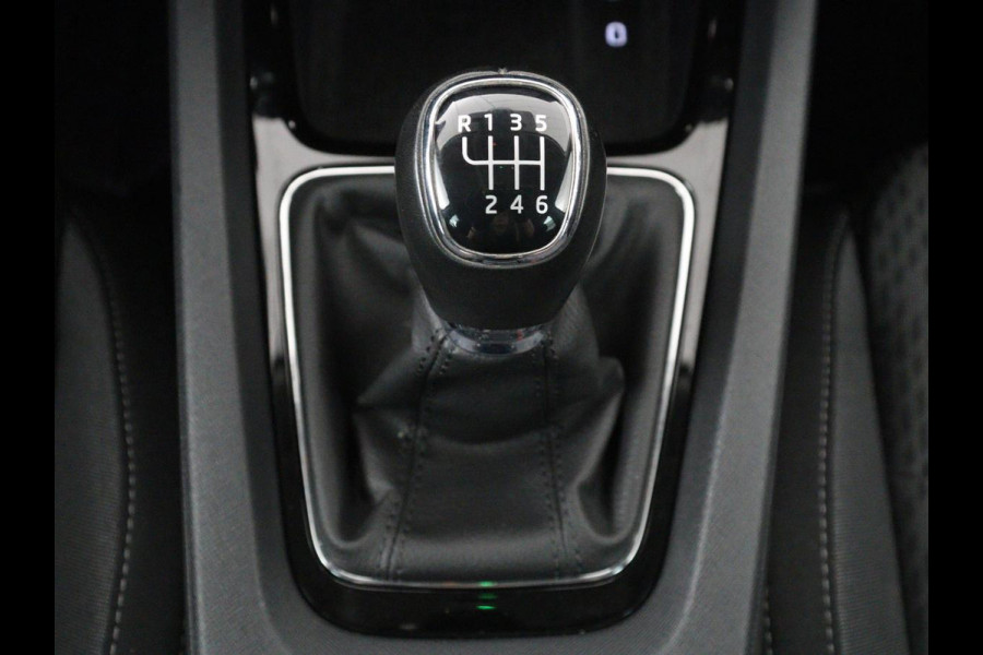 Škoda Octavia 1.5 TSI First Edition | Trekhaak | Stoelverwarming | Adaptive cruise | Carplay | Navigatie | Matrix LED | Keyless | Virtual Cockpit | Sfeerverlichting | Climate control | DAB | Parkeerhulp