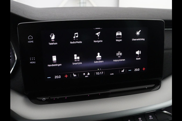 Škoda Octavia 1.5 TSI First Edition | Trekhaak | Stoelverwarming | Adaptive cruise | Carplay | Navigatie | Matrix LED | Keyless | Virtual Cockpit | Sfeerverlichting | Climate control | DAB | Parkeerhulp