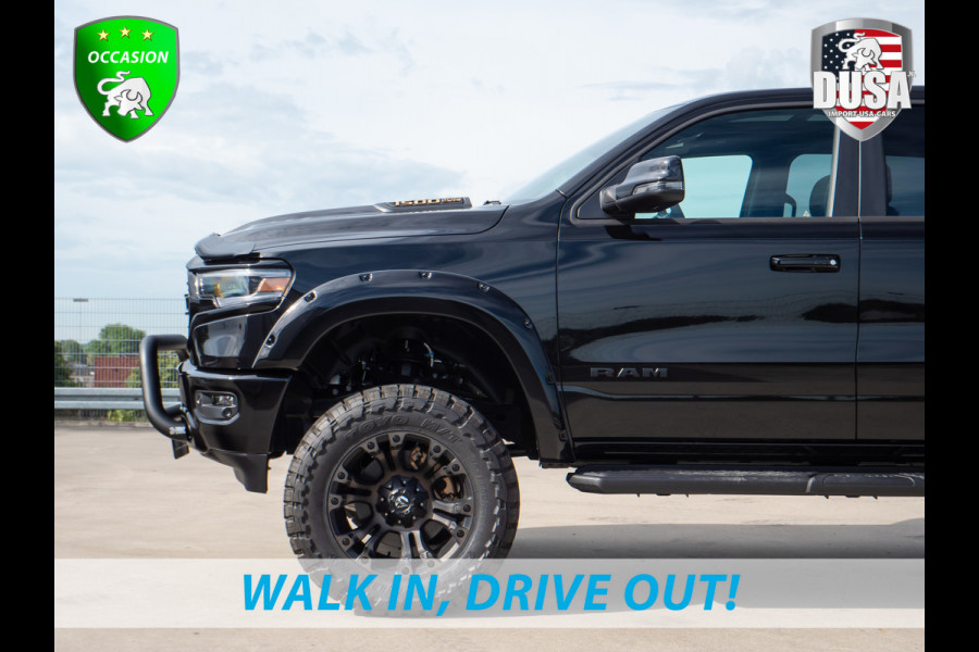 Dodge Ram | 1500 | Limited | 5.7 V8 HEMI | Rocky Mountains Edition | ALLERDIKSTE Limited van NL | Bullbar | RAMBAR | Fuel Offroad  | Trainhorn | LED Pakket | Liftkit | Striping