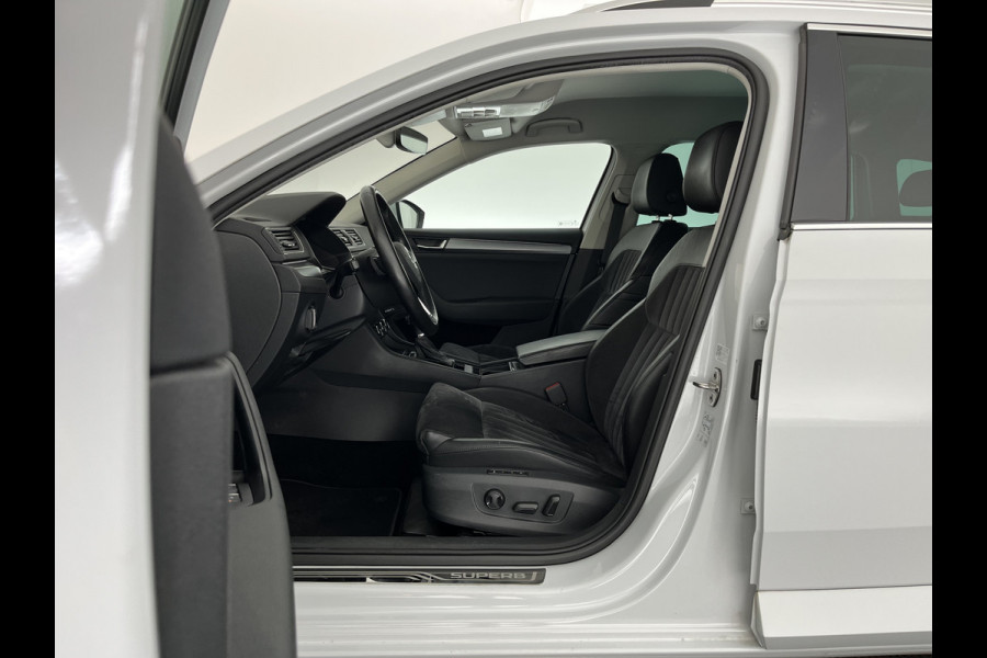 Škoda Superb Combi 1.5 TSI ACT Style Business (INCL-BTW) Aut. *LEATHER-MICROFIBRE | XENON | CANTON-AUDIO | MEMORY-PACK | NAVI-FULLMAP | CAMERA | KEYLESS | HEATED-COMFORTSEATS | PRIVACY-GLASS | SHIFTPADDLES | ECC | PDC | CRUISE | 18''ALU*