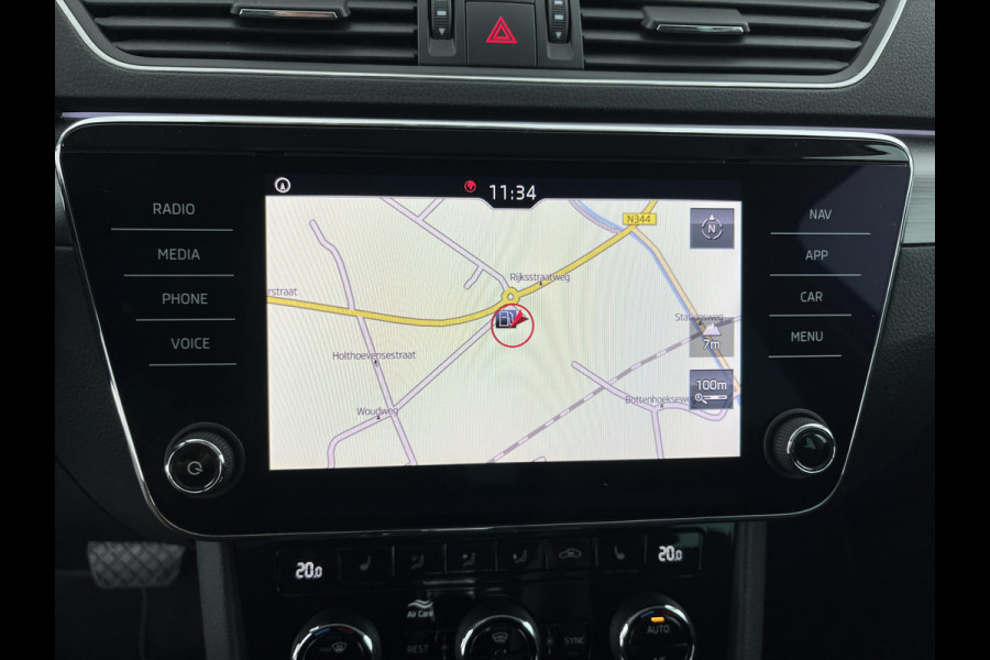 Škoda Superb Combi 1.5 TSI ACT Style Business (INCL-BTW) Aut. *LEATHER-MICROFIBRE | XENON | CANTON-AUDIO | MEMORY-PACK | NAVI-FULLMAP | CAMERA | KEYLESS | HEATED-COMFORTSEATS | PRIVACY-GLASS | SHIFTPADDLES | ECC | PDC | CRUISE | 18''ALU*