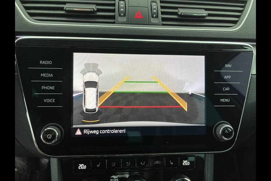 Škoda Superb Combi 1.5 TSI ACT Style Business (INCL-BTW) Aut. *LEATHER-MICROFIBRE | XENON | CANTON-AUDIO | MEMORY-PACK | NAVI-FULLMAP | CAMERA | KEYLESS | HEATED-COMFORTSEATS | PRIVACY-GLASS | SHIFTPADDLES | ECC | PDC | CRUISE | 18''ALU*