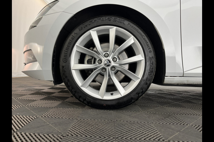Škoda Superb Combi 1.5 TSI ACT Style Business (INCL-BTW) Aut. *LEATHER-MICROFIBRE | XENON | CANTON-AUDIO | MEMORY-PACK | NAVI-FULLMAP | CAMERA | KEYLESS | HEATED-COMFORTSEATS | PRIVACY-GLASS | SHIFTPADDLES | ECC | PDC | CRUISE | 18''ALU*