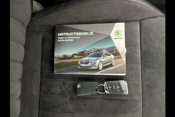 Škoda Superb Combi 1.5 TSI ACT Style Business (INCL-BTW) Aut. *LEATHER-MICROFIBRE | XENON | CANTON-AUDIO | MEMORY-PACK | NAVI-FULLMAP | CAMERA | KEYLESS | HEATED-COMFORTSEATS | PRIVACY-GLASS | SHIFTPADDLES | ECC | PDC | CRUISE | 18''ALU*
