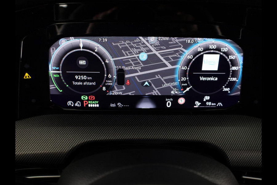 Volkswagen Golf 1.5 eHybrid GTE 272 PK PHEV | SOH 99,73% | Panorama dak | 18"Lm velgen | Trekhaak wegklapbaar | Head up display | Adaptieve demping |