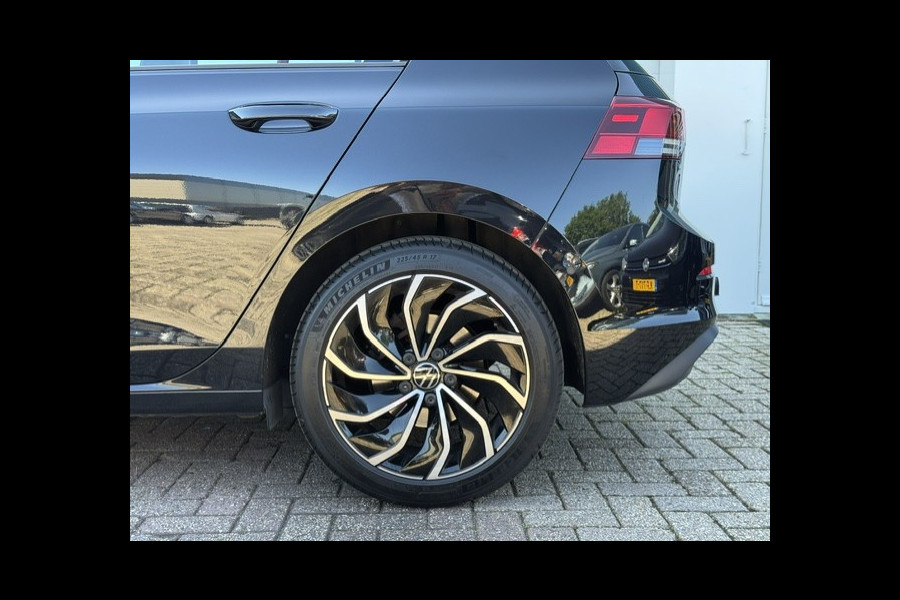 Volkswagen Golf 1.5 TSI Life -Panoramadak-LED-Sfeer-Trekhaak