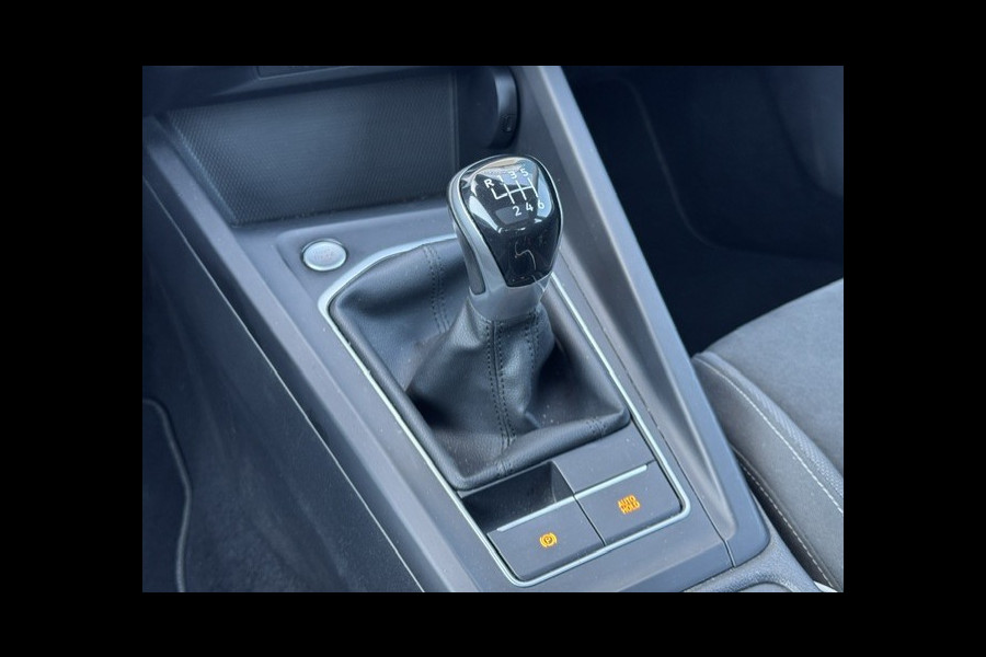 Volkswagen Golf 1.5 TSI Life -Panoramadak-LED-Sfeer-Trekhaak