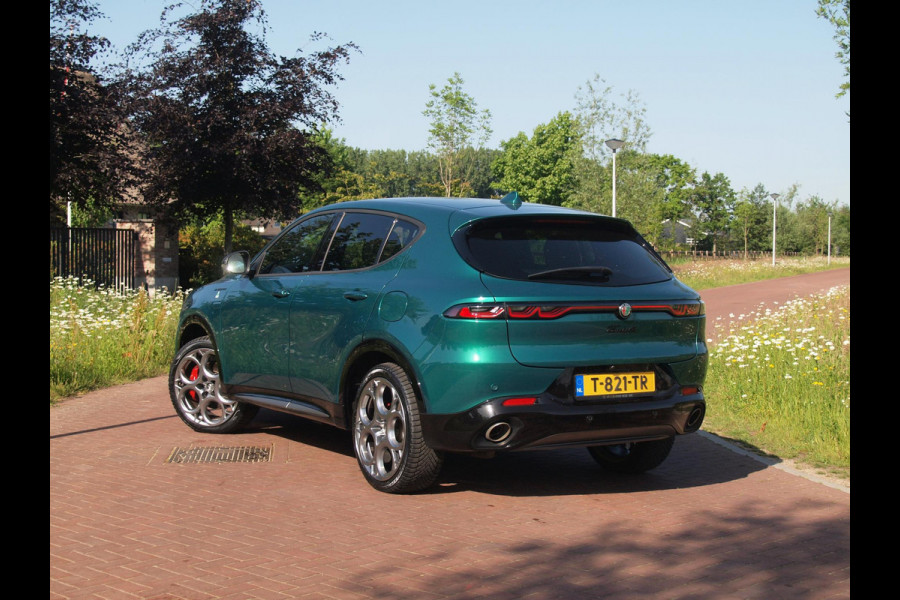 Alfa Romeo Tonale 1.3T PHEV Edizione Speciale | 280PK | Winterpakket | NL-Auto | Camera |