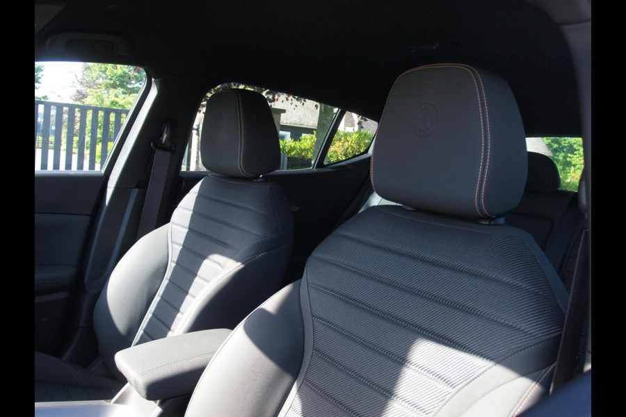 Alfa Romeo Tonale 1.3T PHEV Edizione Speciale | 280PK | Winterpakket | NL-Auto | Camera |