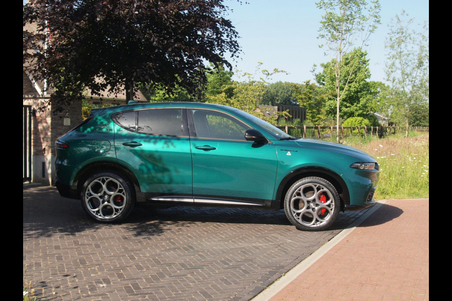 Alfa Romeo Tonale 1.3T PHEV Edizione Speciale | 280PK | Winterpakket | NL-Auto | Camera |