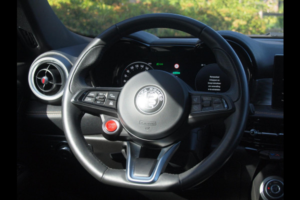 Alfa Romeo Tonale 1.3T PHEV Edizione Speciale | 280PK | Winterpakket | NL-Auto | Camera |